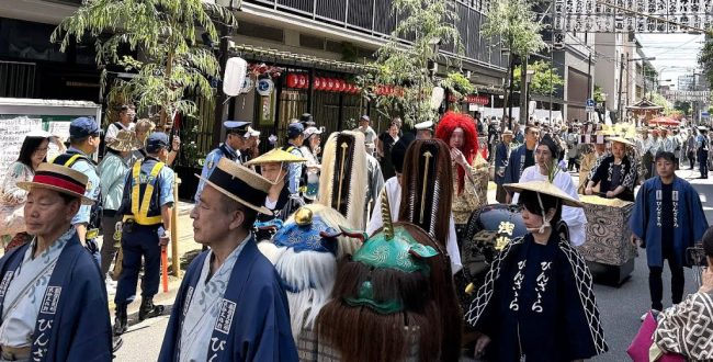 標誌著淺草三社祭開幕的著名盛大遊行將於2025 年5 月16 日13:00 在觀音