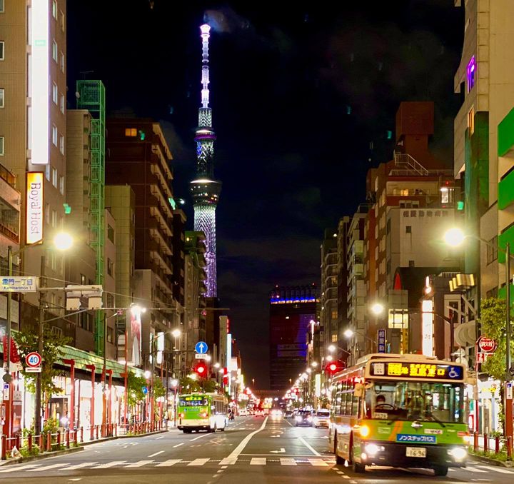 今日の浅草 雷門通りからのスカイツリーです 実は都バスを使うと浅草は便利なんです いろんな路線が通っています 都バス 浅草 Asakusa Tokyo Japan ウィズコロナ Www E Asakusa Jp 浅草観光連盟